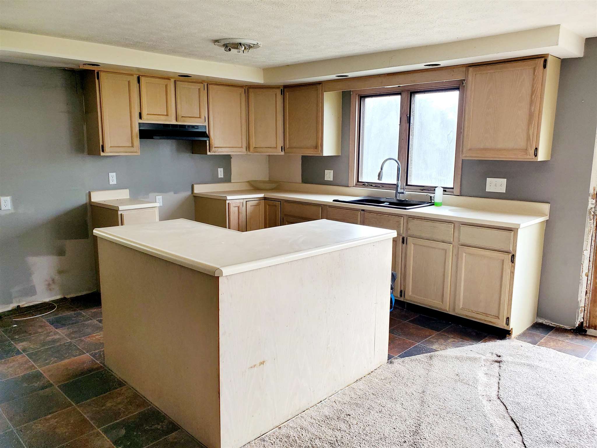 9776 Sycamore Road Plymouth, IN 46563 - Photo 5 of 19 Gallery Image 5