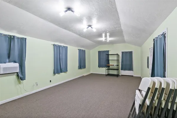 $289,900 | 210-212 South Tammye Lane, Madisonville, TX 77864