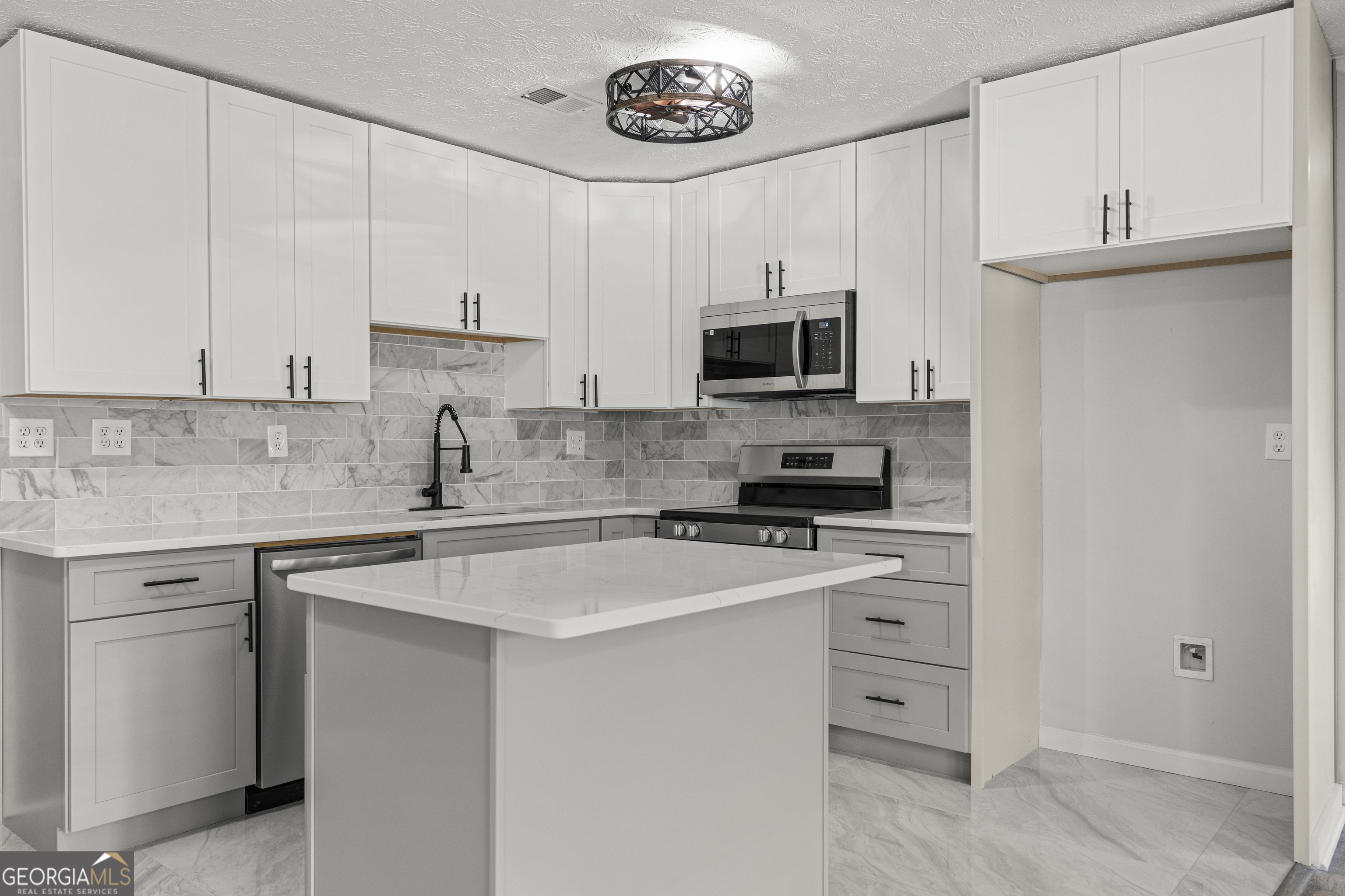 2312 Burnside Drive Columbus, GA 31907 - Photo 7 of 25