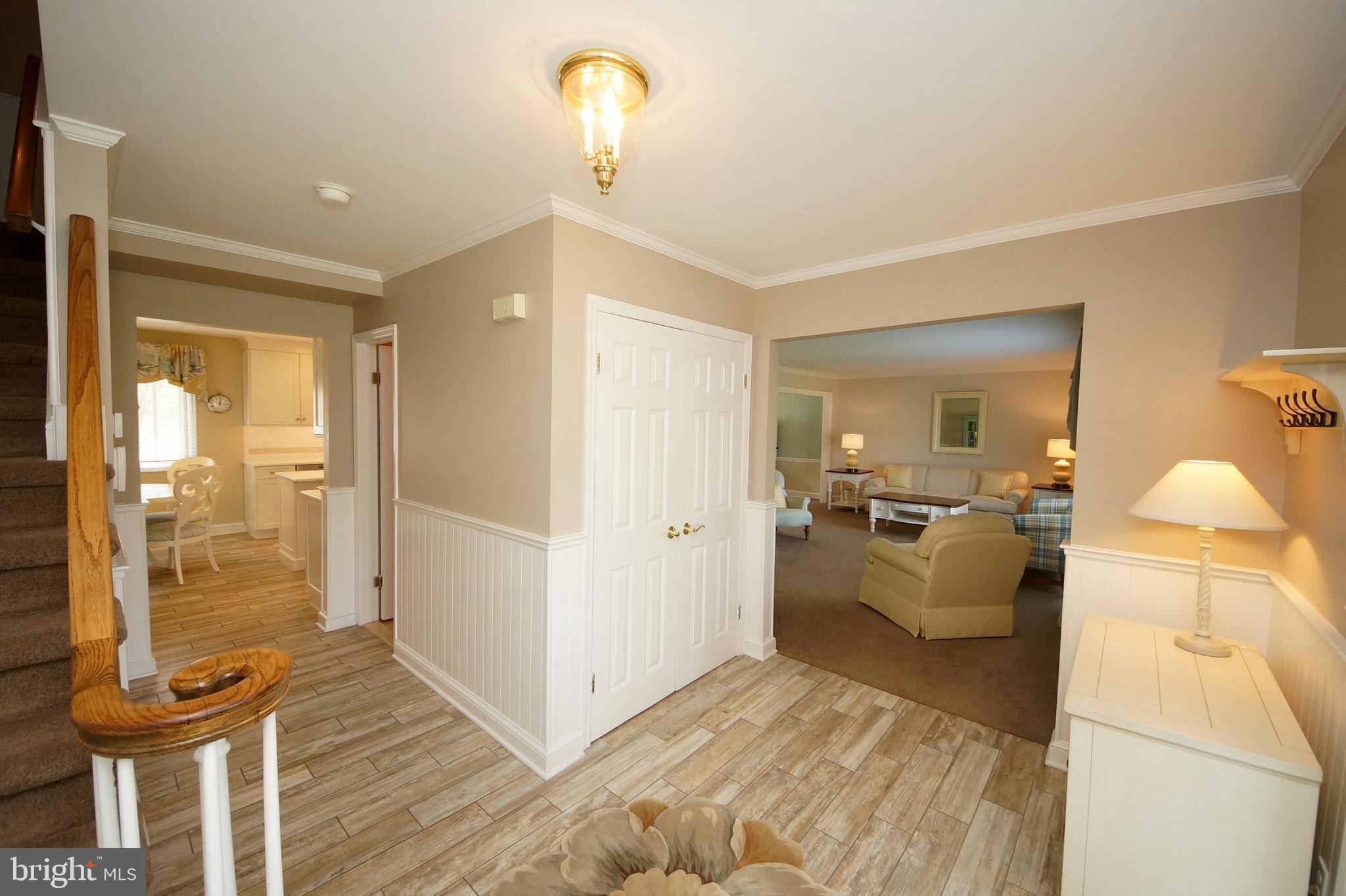 29 Peter Rafferty Drive Hamilton, NJ 08690 - Photo 3 of 30