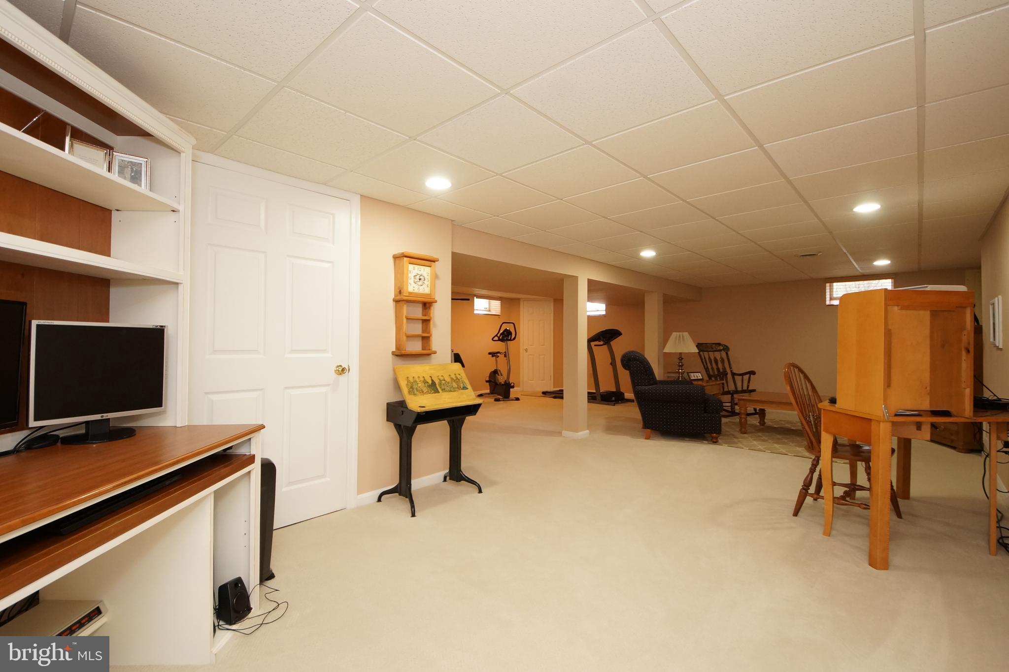 29 Peter Rafferty Drive Hamilton, NJ 08690 - Photo 23 of 30