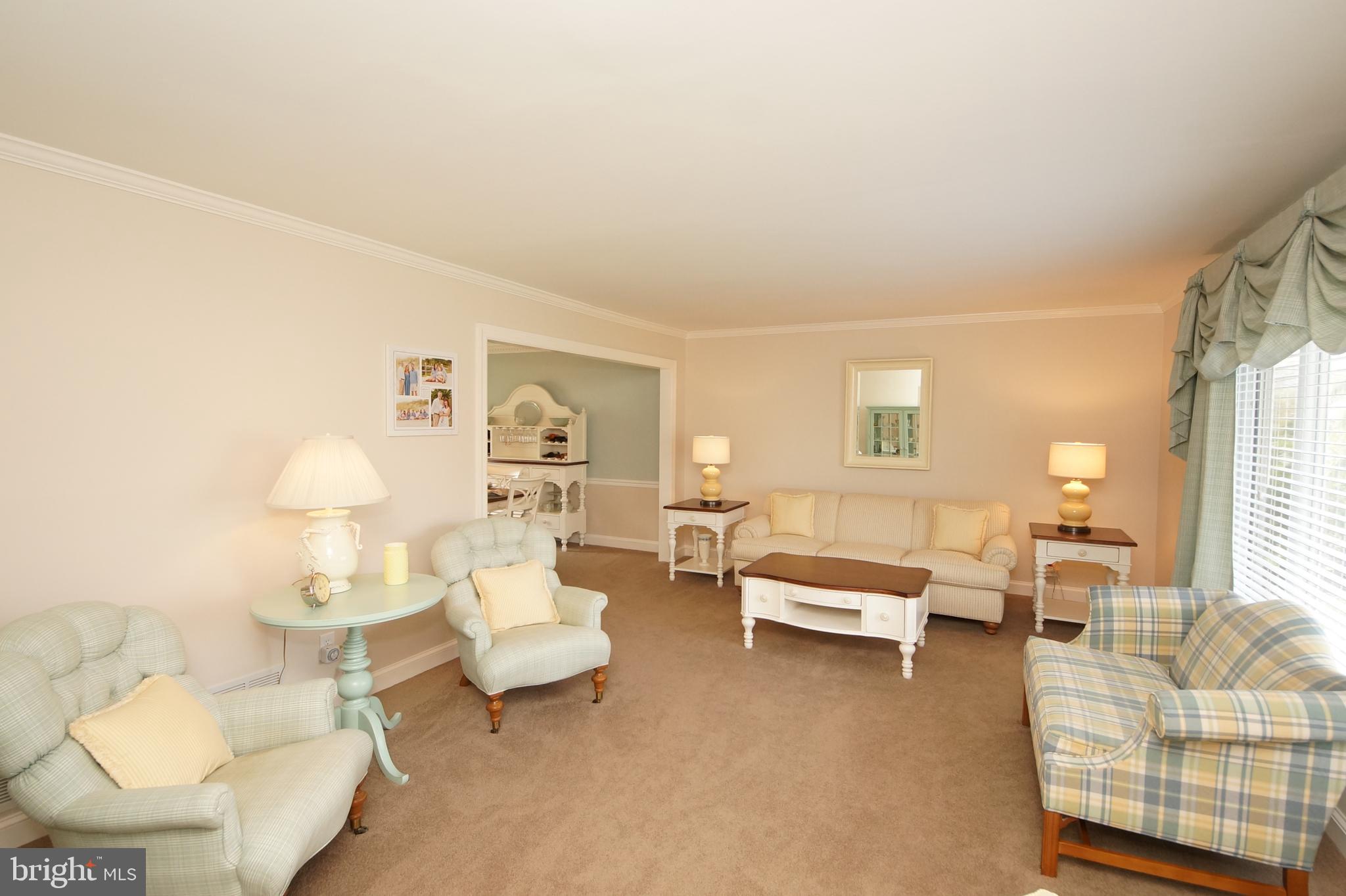 29 Peter Rafferty Drive Hamilton, NJ 08690 - Photo 4 of 30