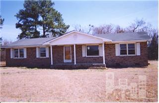 1334 North Peavine Road Clinton, NC 28328 - Photo 1 of 2 Primary Photo