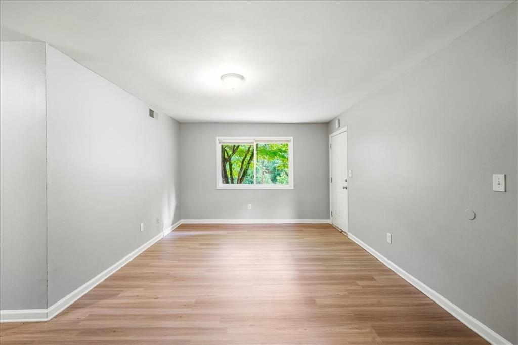 1627 Line Circle Decatur, GA 30032 - Photo 5 of 25