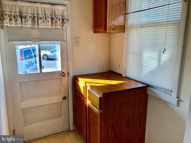163 East Washington Street Riverside, NJ 08075 - Photo 11 of 16 Mudroom