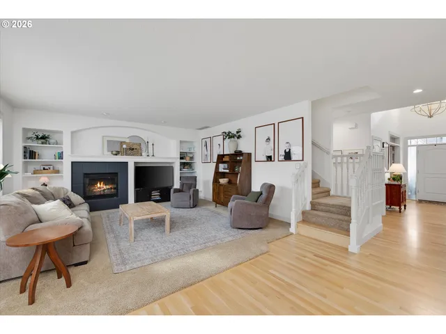 $815,000 | 1316 Southeast 16th Avenue, Canby, OR 97013