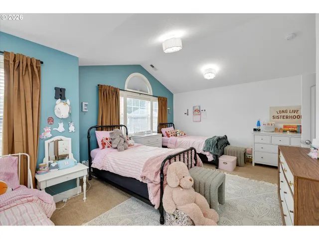 $815,000 | 1316 Southeast 16th Avenue, Canby, OR 97013