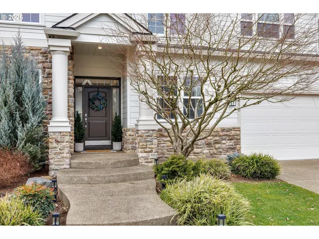 $815,000 | 1316 Southeast 16th Avenue, Canby, OR 97013