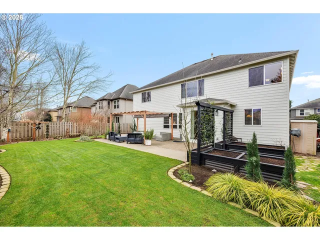 $815,000 | 1316 Southeast 16th Avenue, Canby, OR 97013