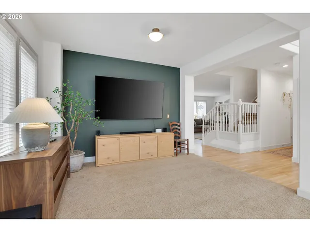 $815,000 | 1316 Southeast 16th Avenue, Canby, OR 97013