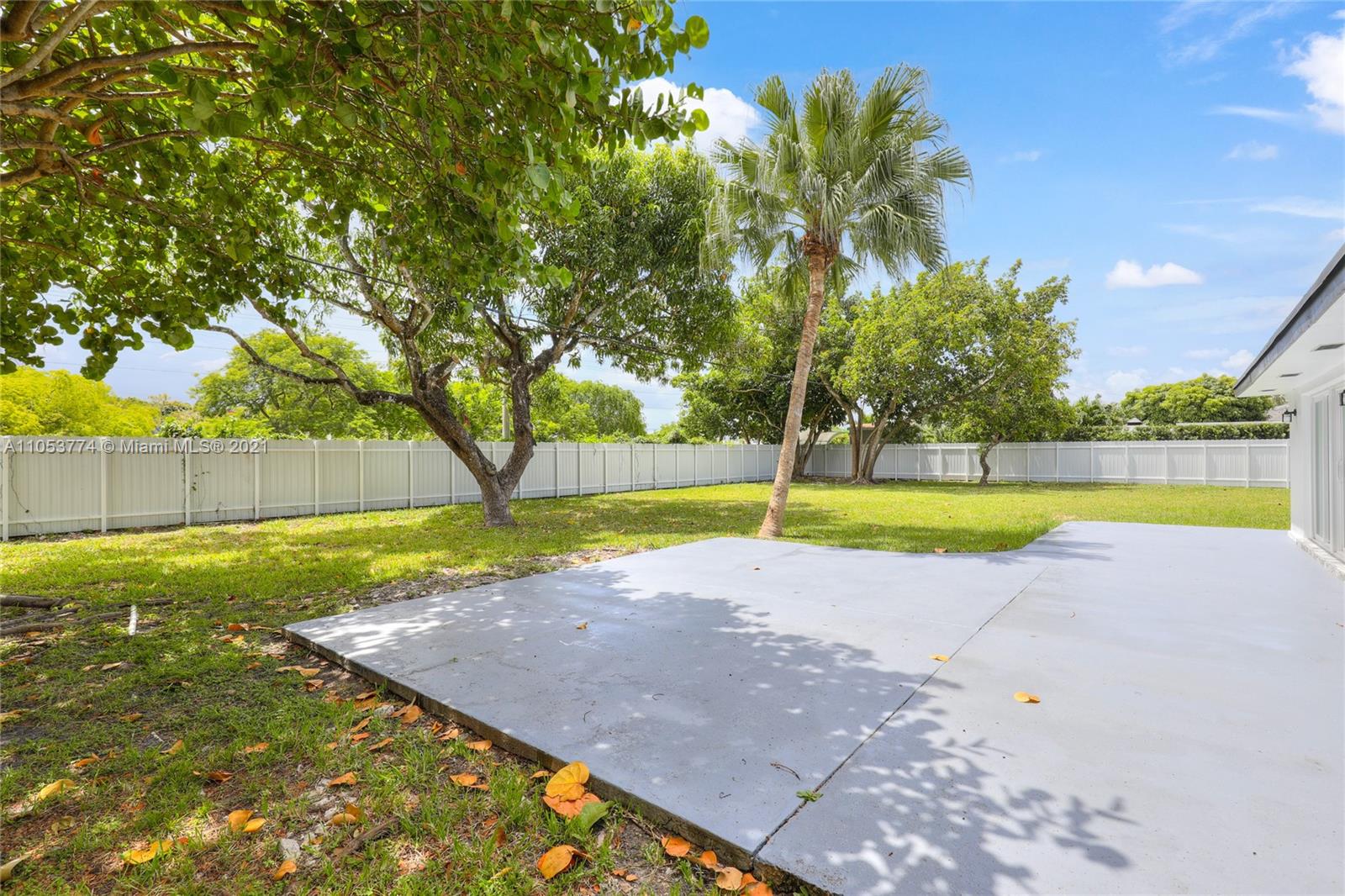 11845 Southwest 82nd Road Miami, FL 33156 - Photo 59 of 74 Gallery Image 59
