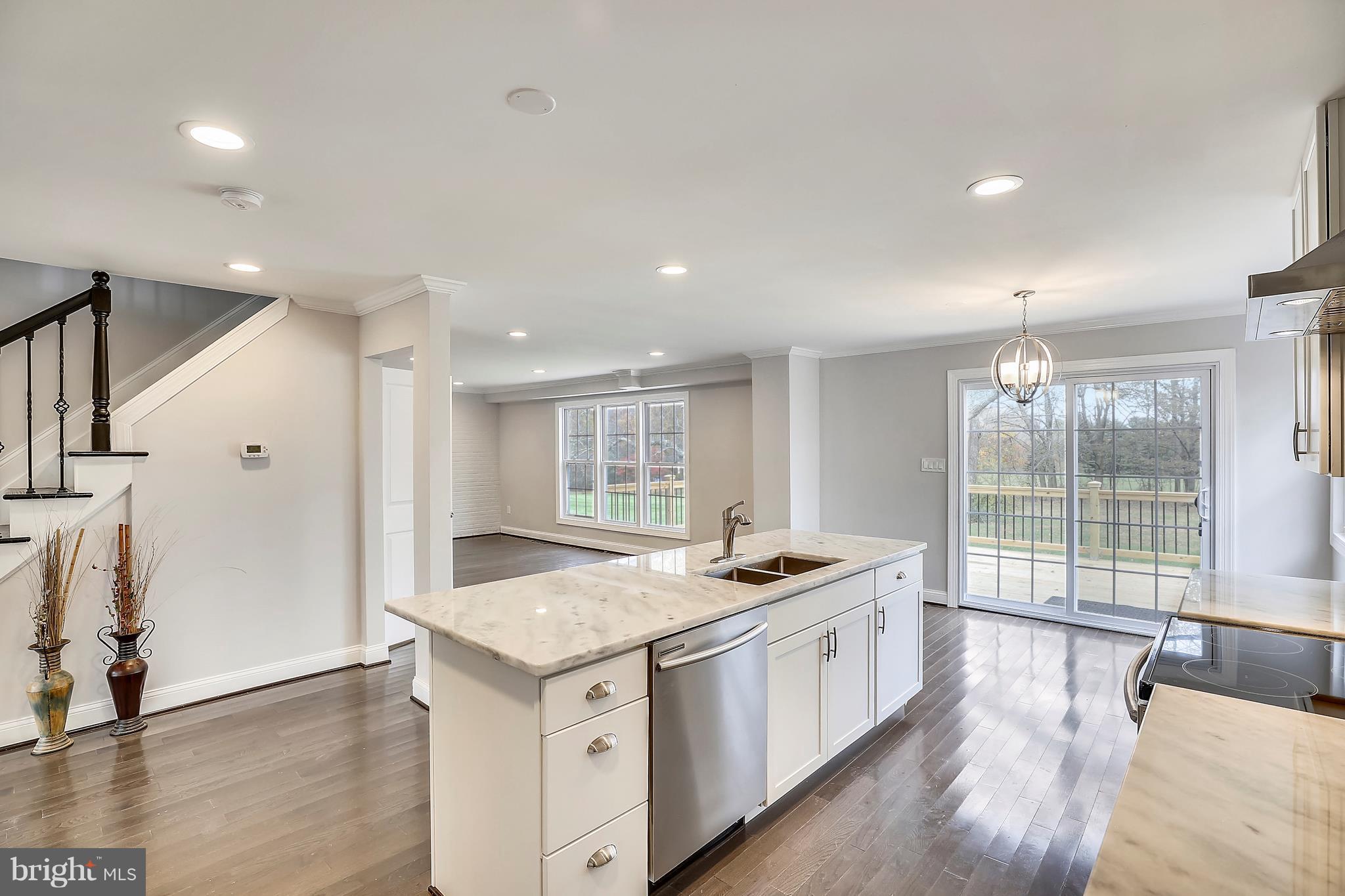 12603 Worthington Ridge Road Reisterstown, MD 21136 - Photo 9 of 30 New SS appliances and stunning granite