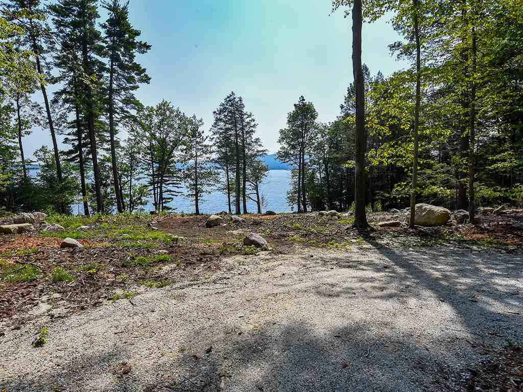 Spruce Road, Unit 17 Wolfeboro, NH 03894 - Photo 14 of 25 Gallery Image 14
