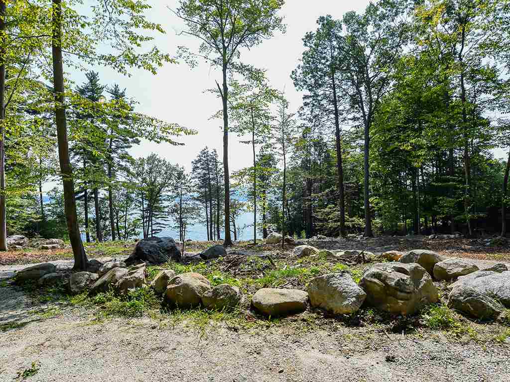 Spruce Road, Unit 17 Wolfeboro, NH 03894 - Photo 8 of 25 Gallery Image 8