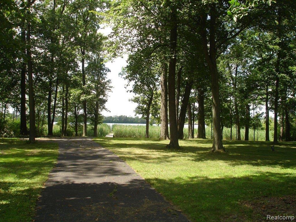 19146 Meridian Road Grosse Ile, MI 48138 - Photo 13 of 15 meridian 005.JPG