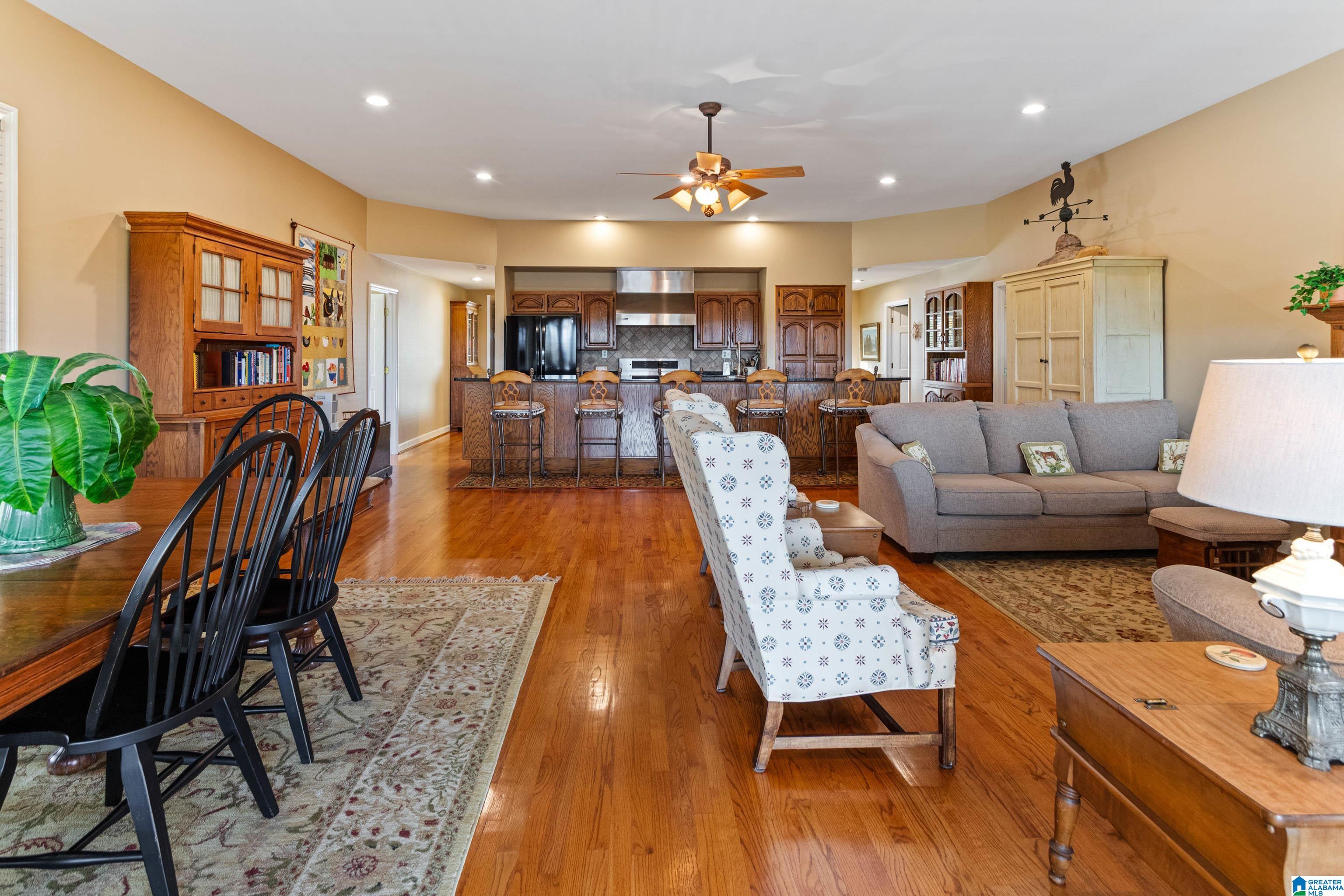 55 Lakeshore Loop Oneonta, AL 35121 - Photo 16 of 48