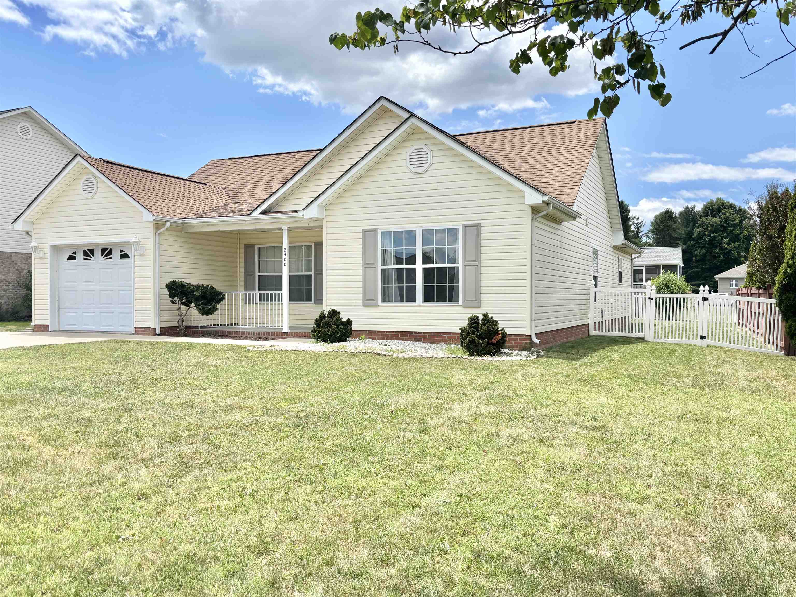 2400 Monroe Street Waynesboro, VA 22980 - Photo 3 of 23