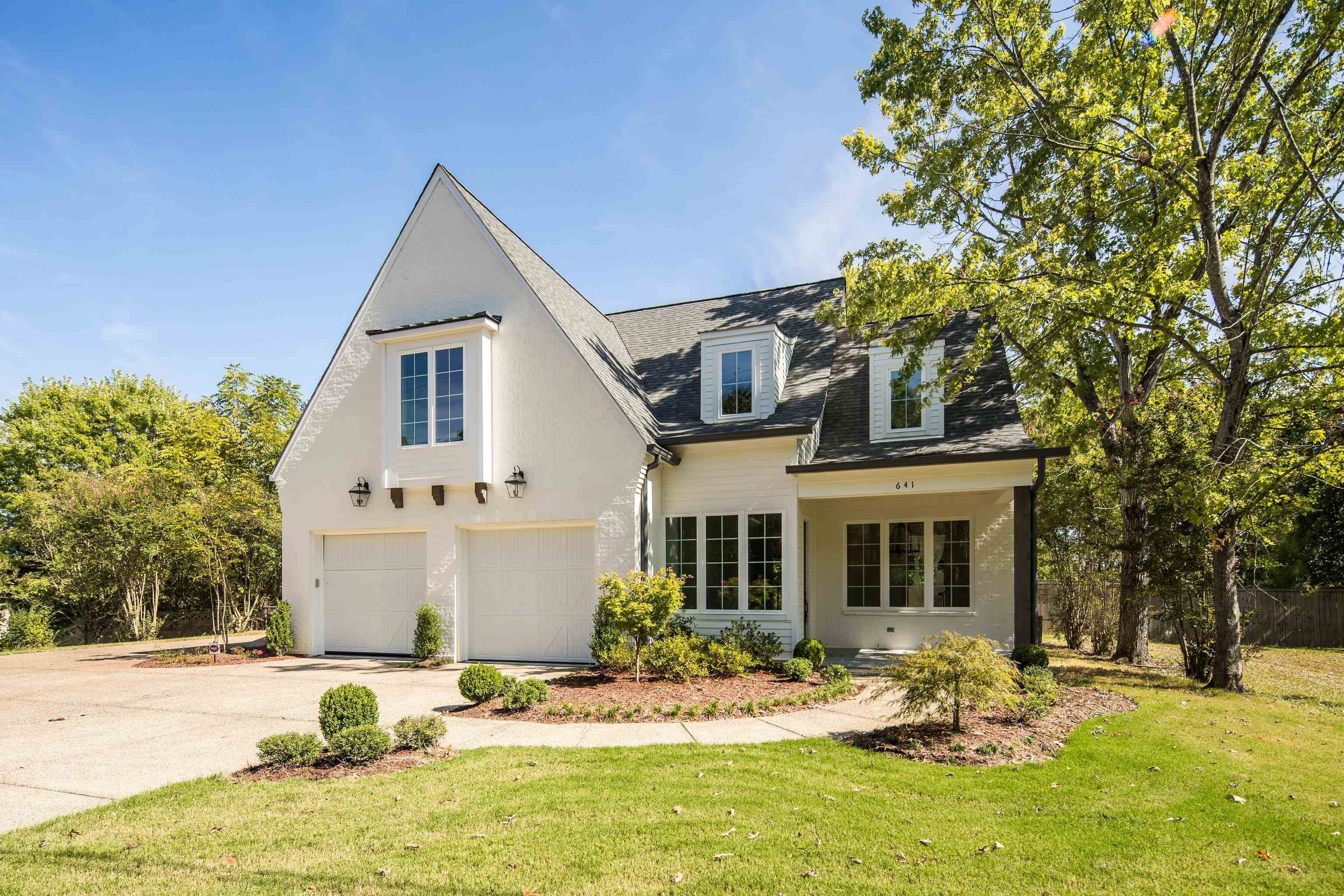 641 Fletcher Road Collierville, TN 38017 - Photo 2 of 39