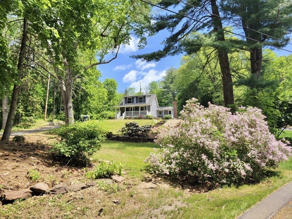 26 Merrill Road Wilbraham, MA 01095 - Photo 4 of 40 Gallery Image 4