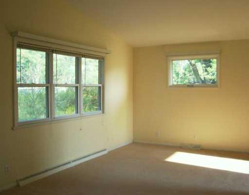 125 Wild Cherry Road New Castle, PA 16105 - Photo 2 of 6 Living Room.