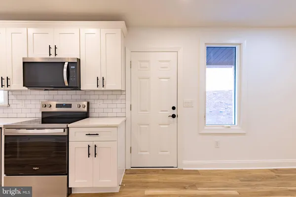$2,150 | 28 South Main Street, Pennington, NJ 08534