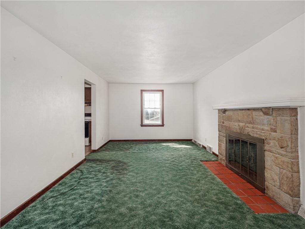 1027 McCoy Road McKees Rocks, PA 15136 - Photo 8 of 25
