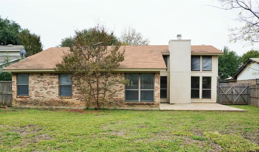 7624 Cedarhill Road Watauga, TX 76148 - Photo 9 of 11 Gallery Image 9