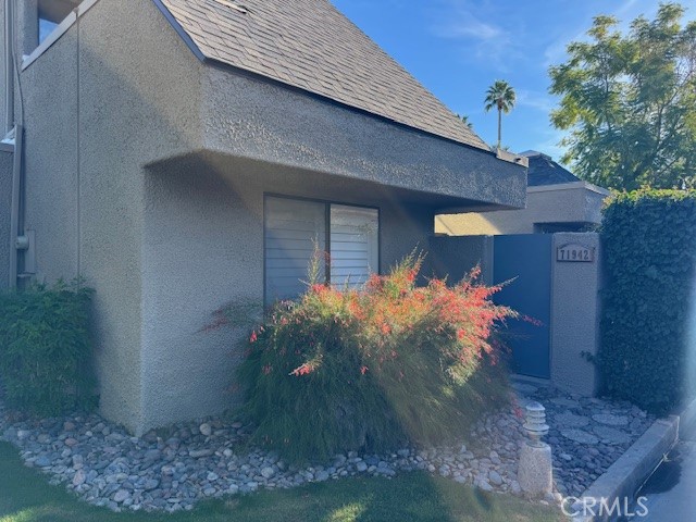 71942 Eleanora Lane Rancho Mirage, CA 92270 - Photo 24 of 31 a front view of a house