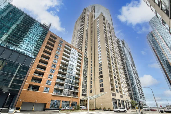 $2,895 | 420 East Waterside Drive, Unit 904, Chicago, IL 60601