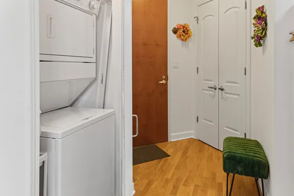 $2,895 | 420 East Waterside Drive, Unit 904, Chicago, IL 60601