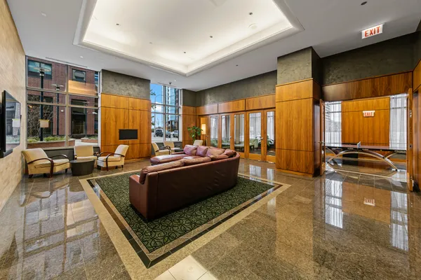 $2,895 | 420 East Waterside Drive, Unit 904, Chicago, IL 60601