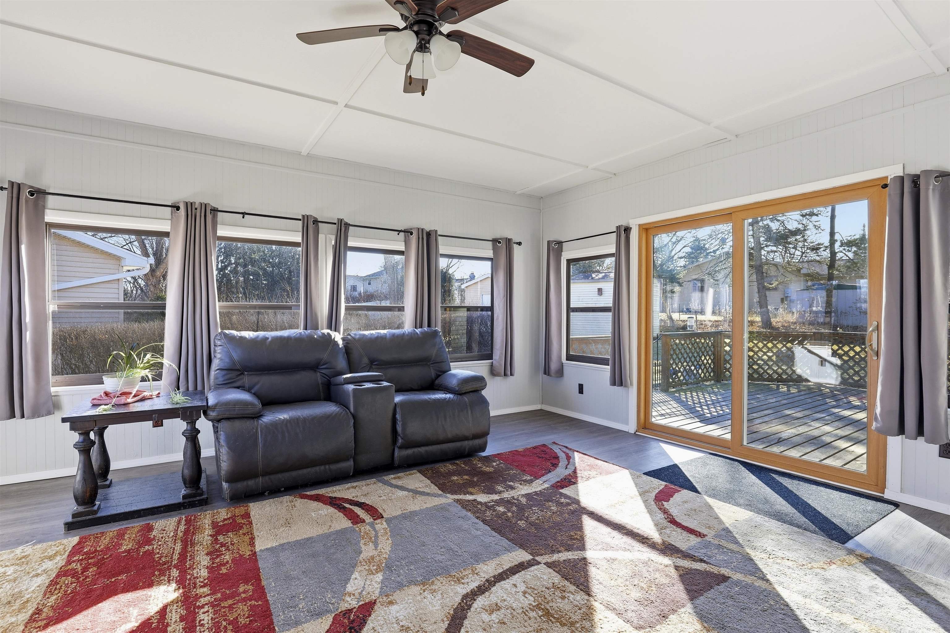 907 East Florida Avenue Appleton, WI 54911 - Photo 11 of 32