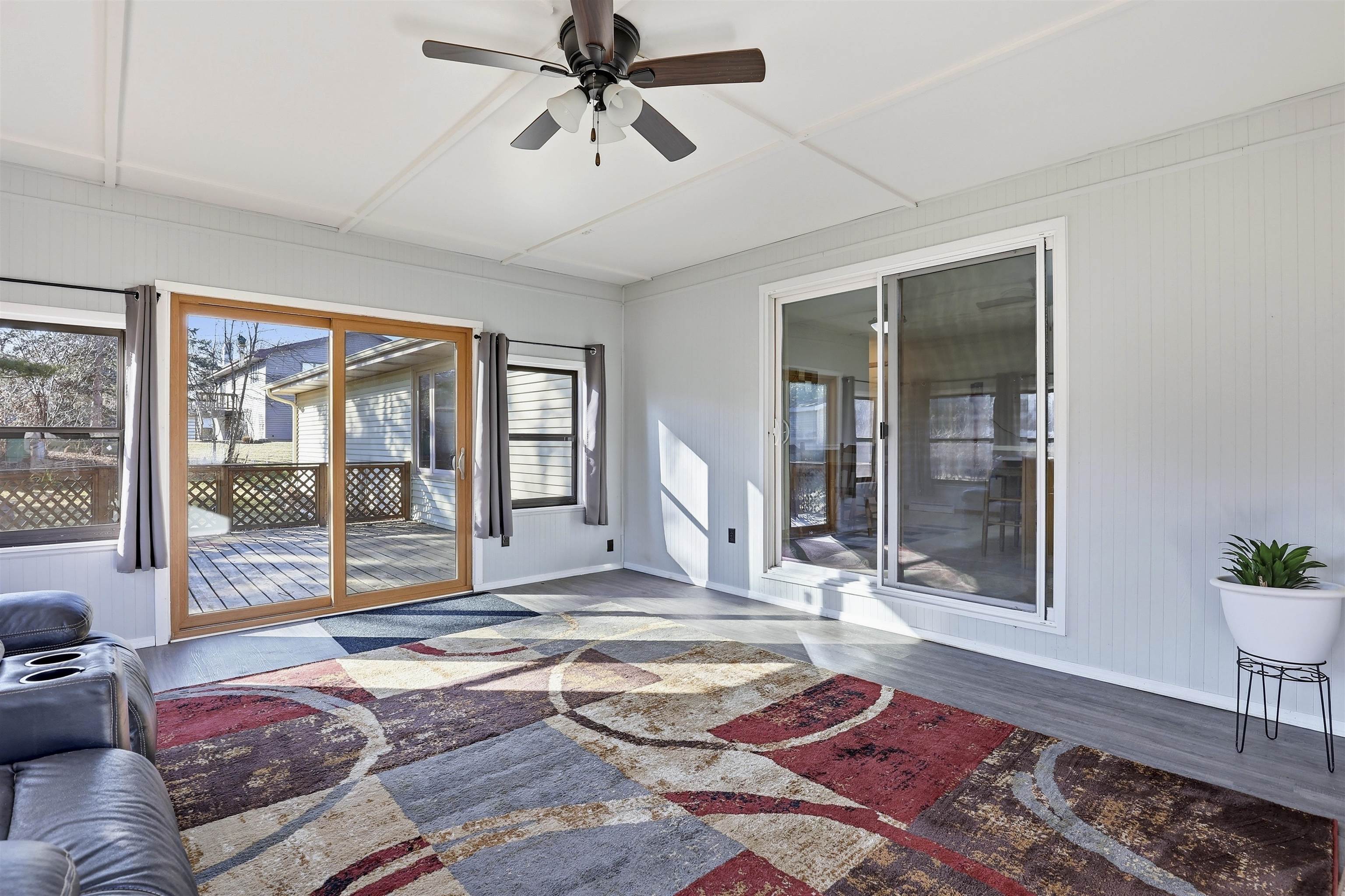 907 East Florida Avenue Appleton, WI 54911 - Photo 12 of 32