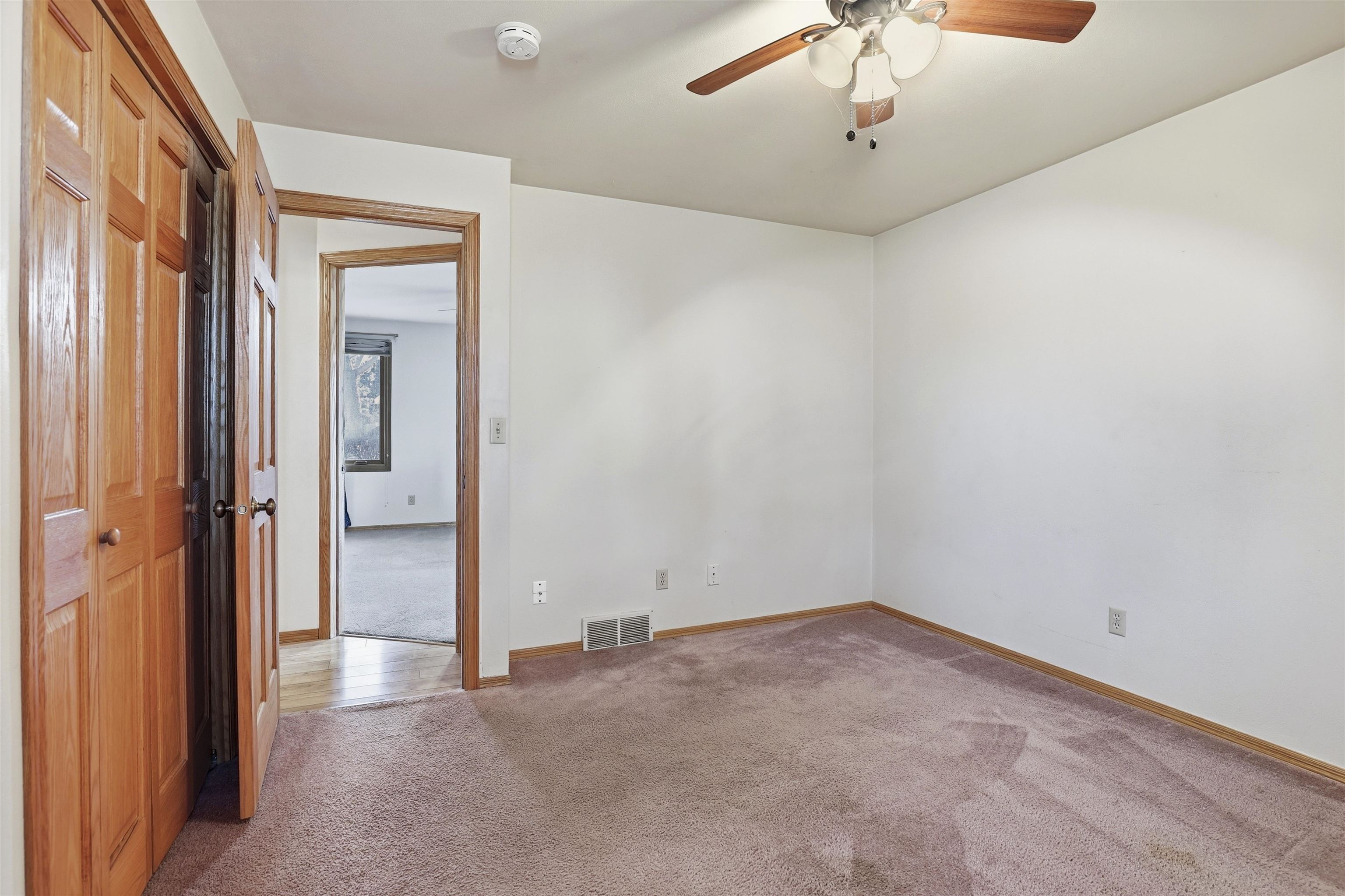 907 East Florida Avenue Appleton, WI 54911 - Photo 19 of 32