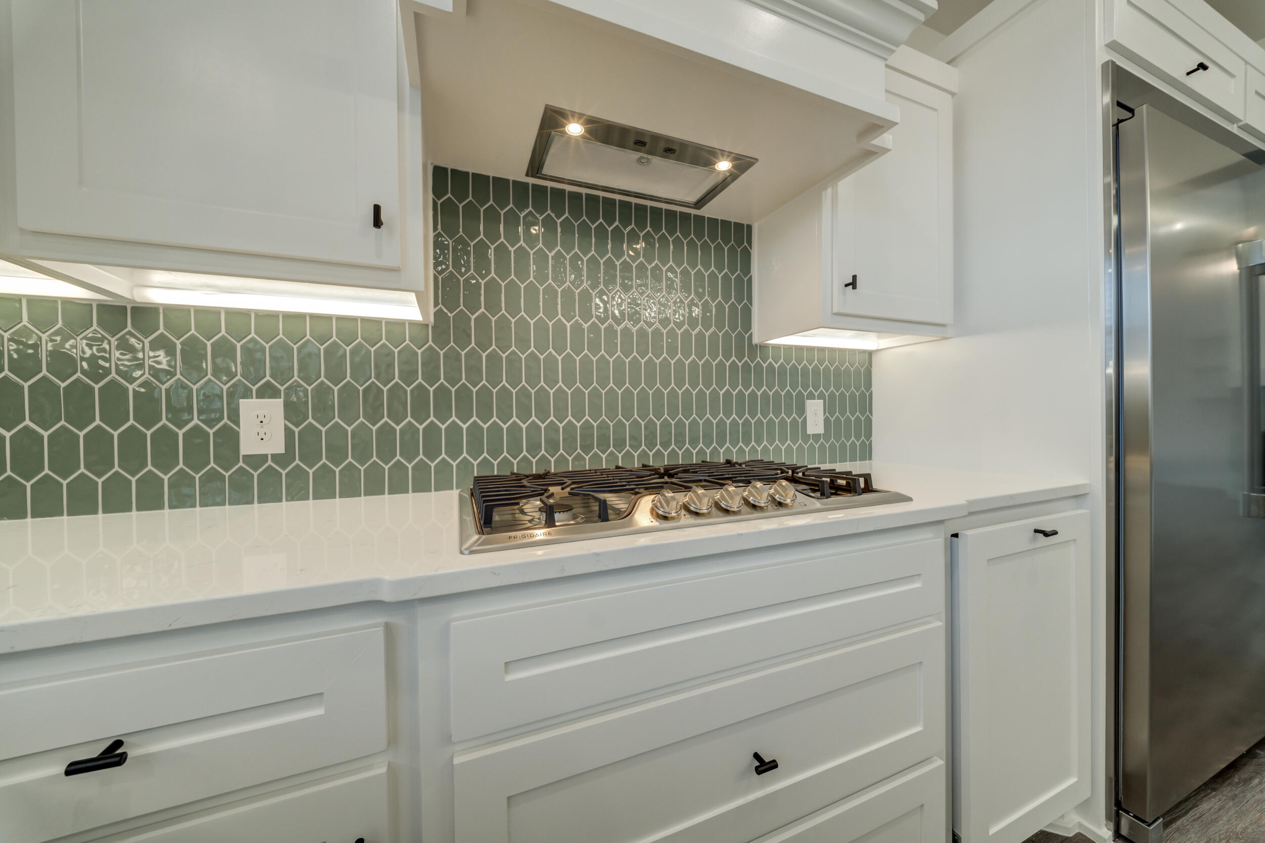 7522 56th Street Lubbock, TX 79407 - Photo 19 of 47 a bathroom with a sink and a mirror