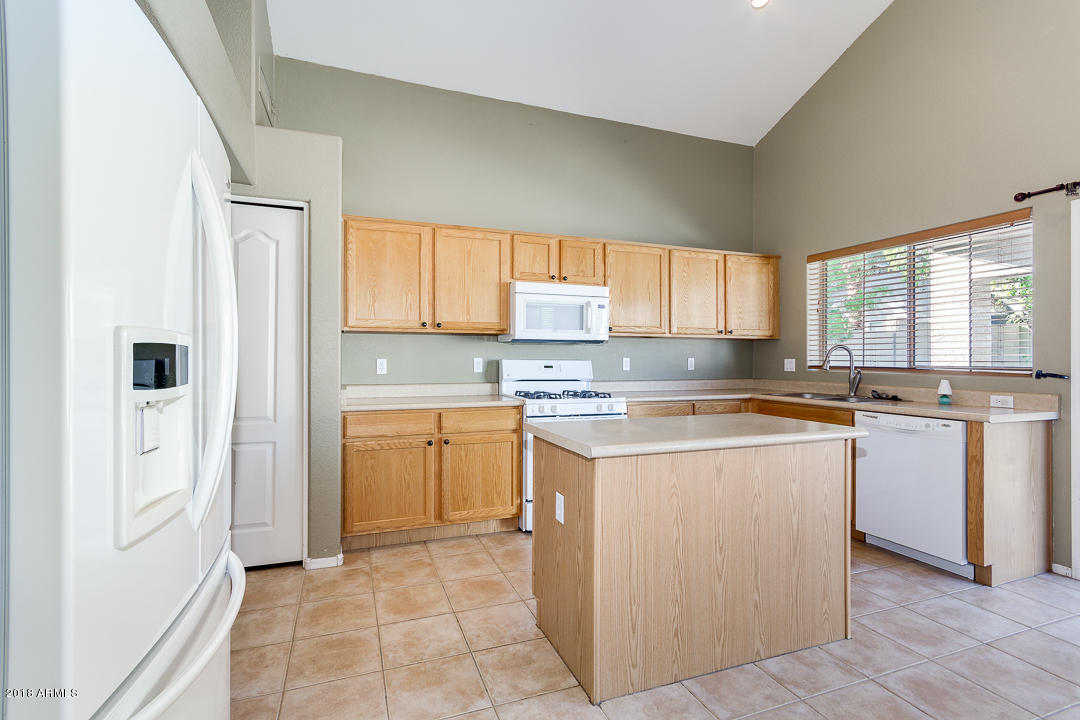 3750 East Bruce Court Gilbert, AZ 85234 - Photo 16 of 54 16-Bruce