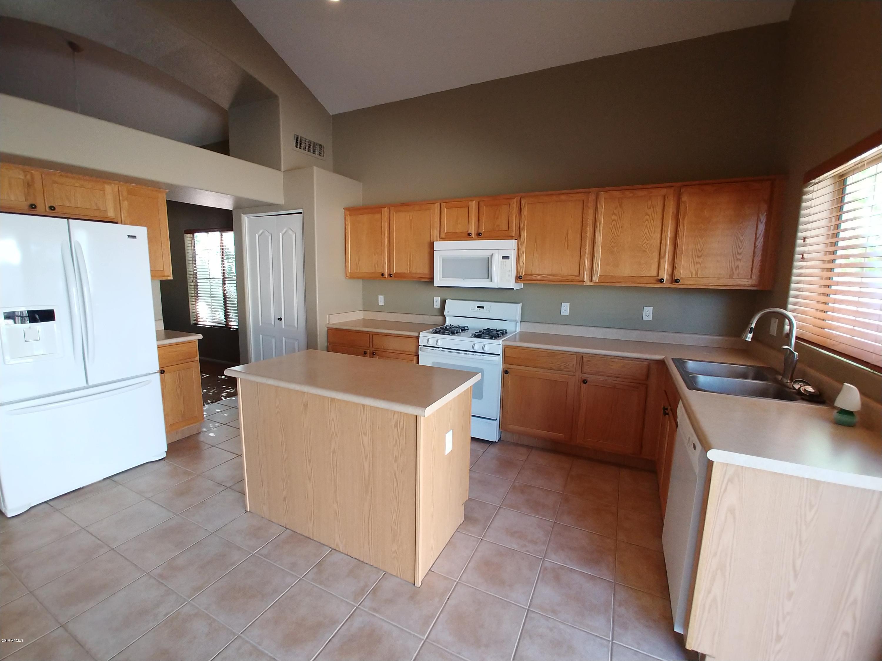 3750 East Bruce Court Gilbert, AZ 85234 - Photo 45 of 54 20181009_143332