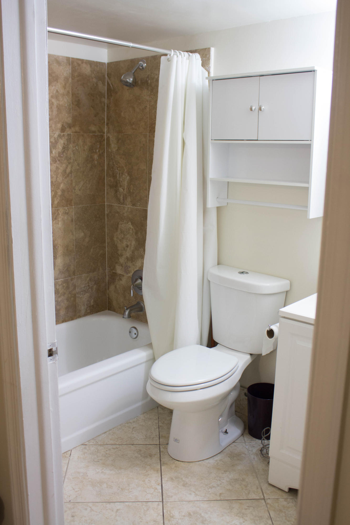 824 Southwest 9th St Circle, Unit 102 Boca Raton, FL 33486 - Photo 15 of 25 master bath