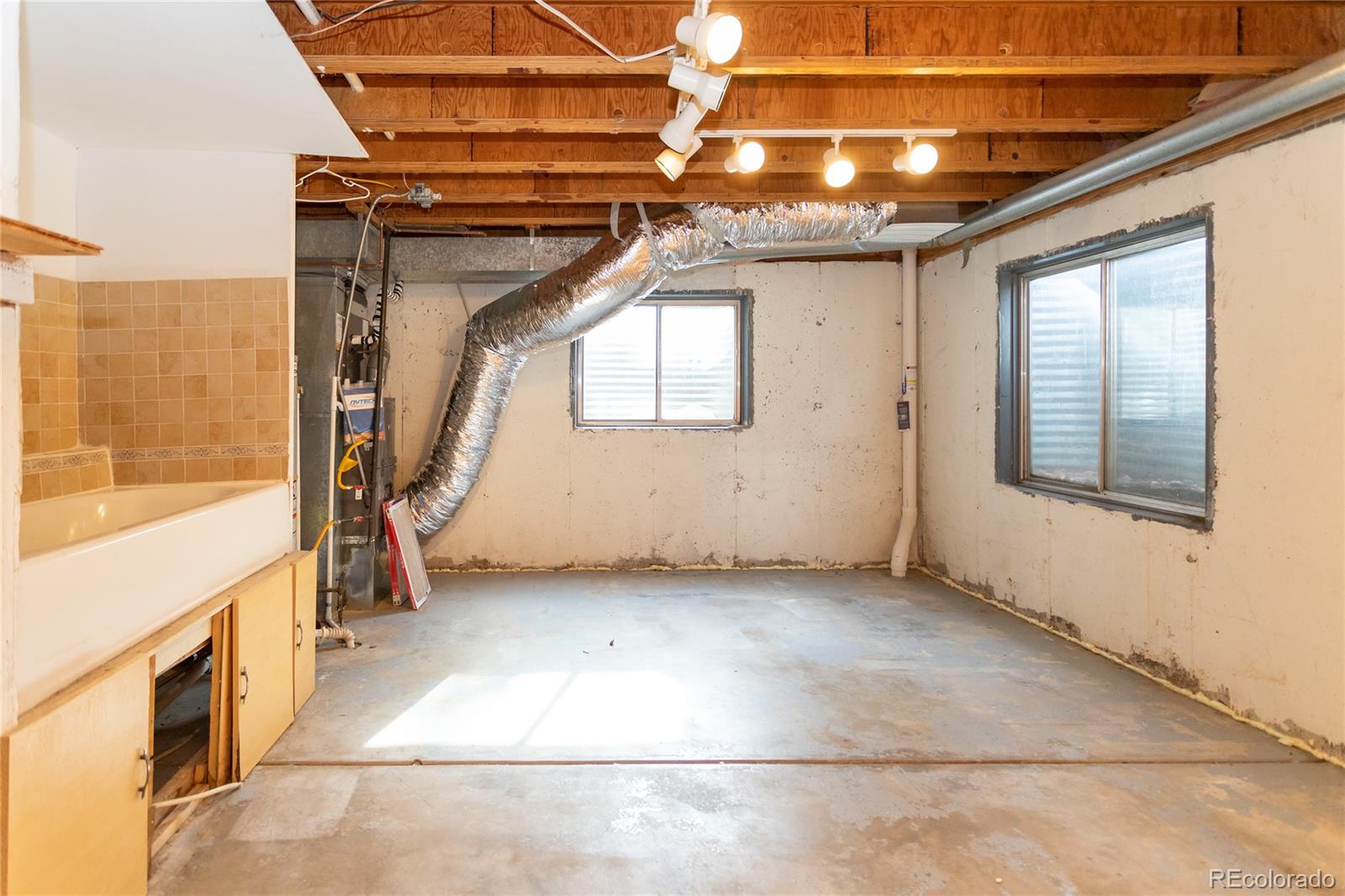 650 Howe Circle Castle Rock, CO 80104 - Photo 28 of 45 a view of an empty room
