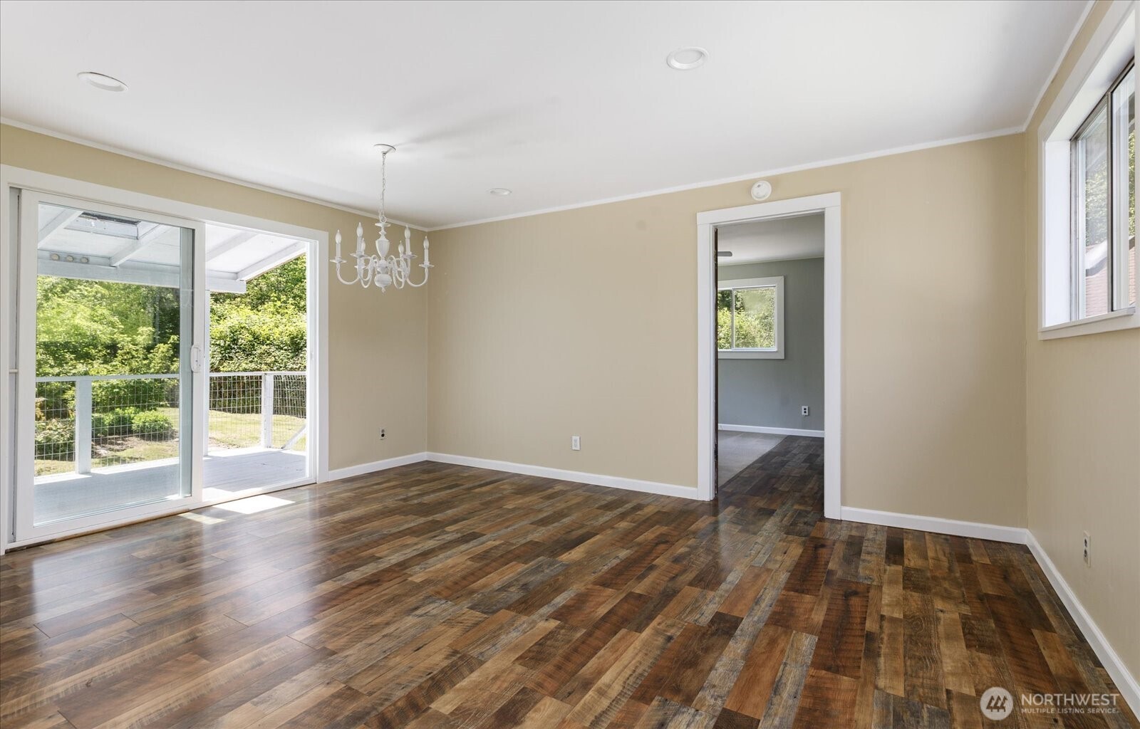 6124 Cultus Bay Road Clinton, WA 98236 - Photo 13 of 38 Gallery Image 13