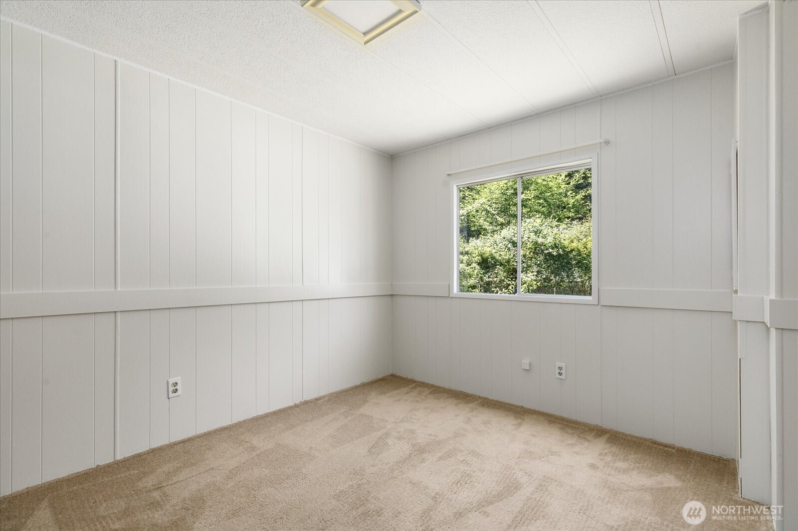 6124 Cultus Bay Road Clinton, WA 98236 - Photo 29 of 38 Gallery Image 29