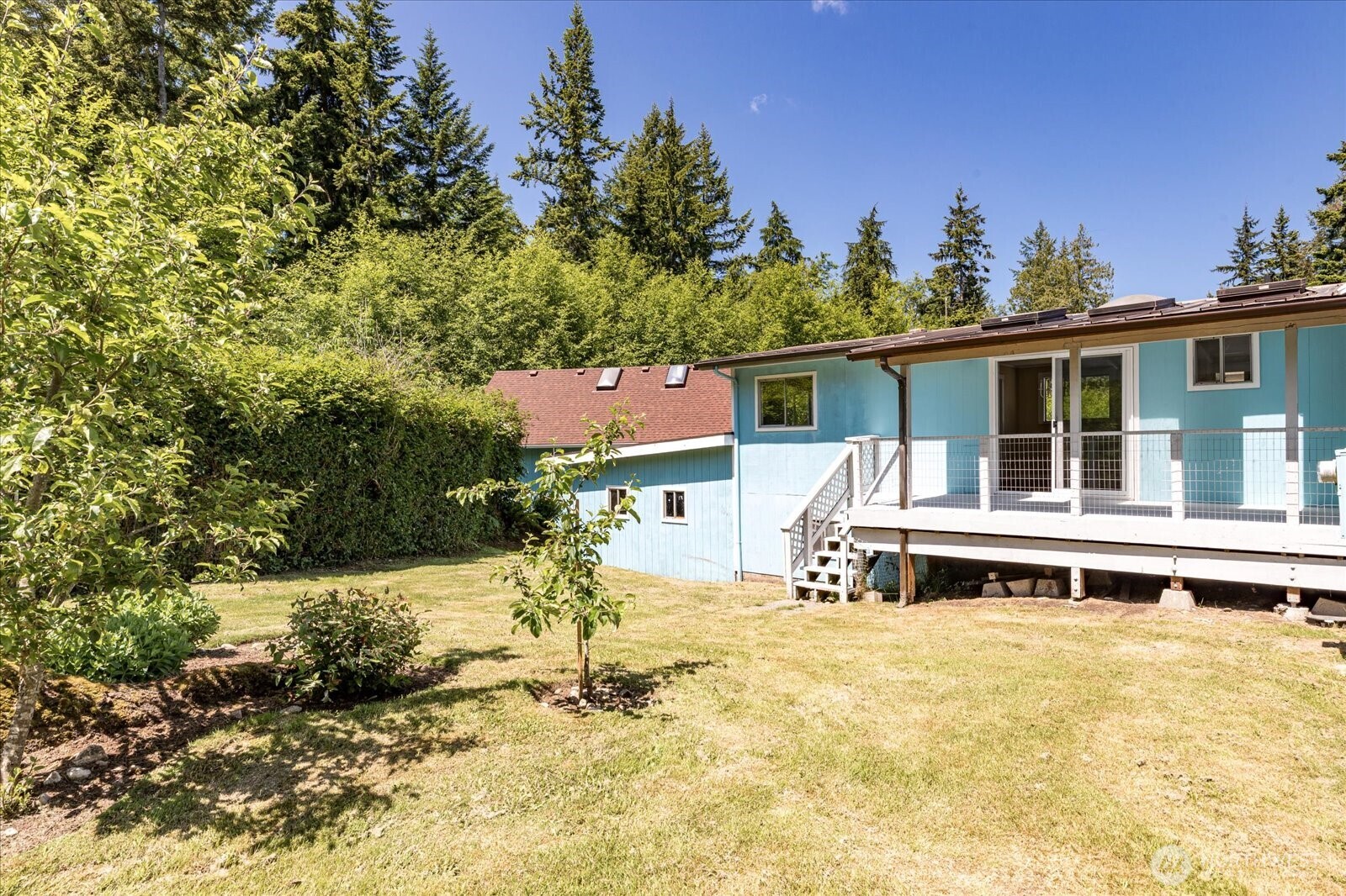 6124 Cultus Bay Road Clinton, WA 98236 - Photo 32 of 38 Gallery Image 32