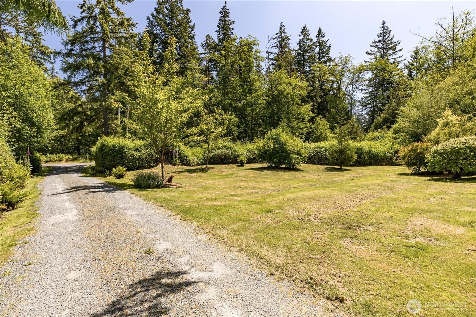 6124 Cultus Bay Road Clinton, WA 98236 - Photo 36 of 38 Gallery Image 36