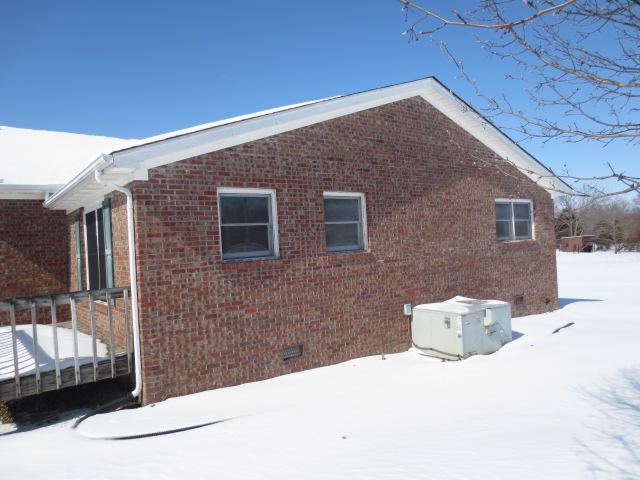 7936 Friendship Road Cross Plains, TN 37049 - Photo 3 of 14