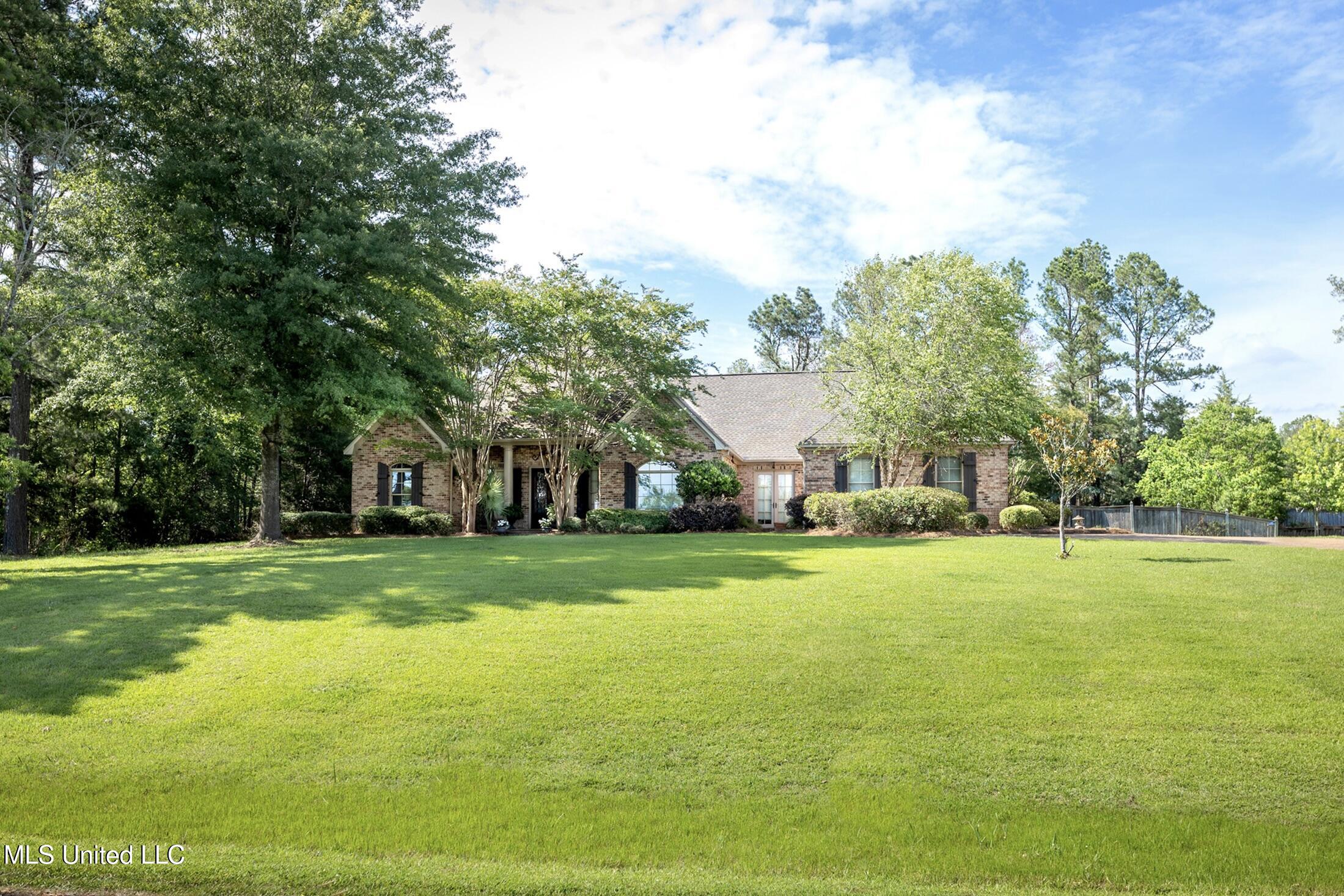 308 Pinehurst Circle Ridgeland, MS 39157 - Photo 1 of 55 REV_CZ4A4257