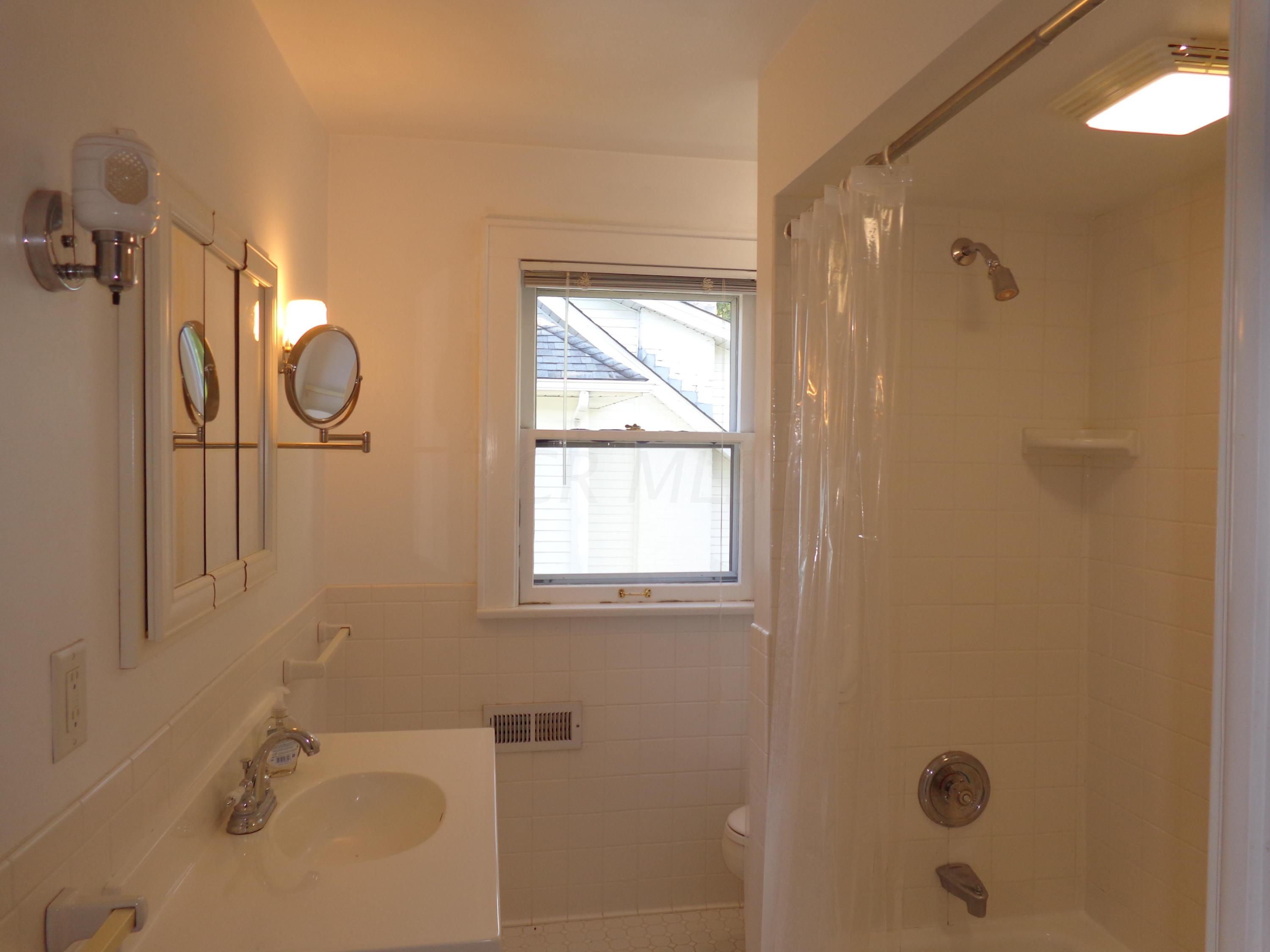 98 North Remington Road Columbus, OH 43209 - Photo 15 of 27