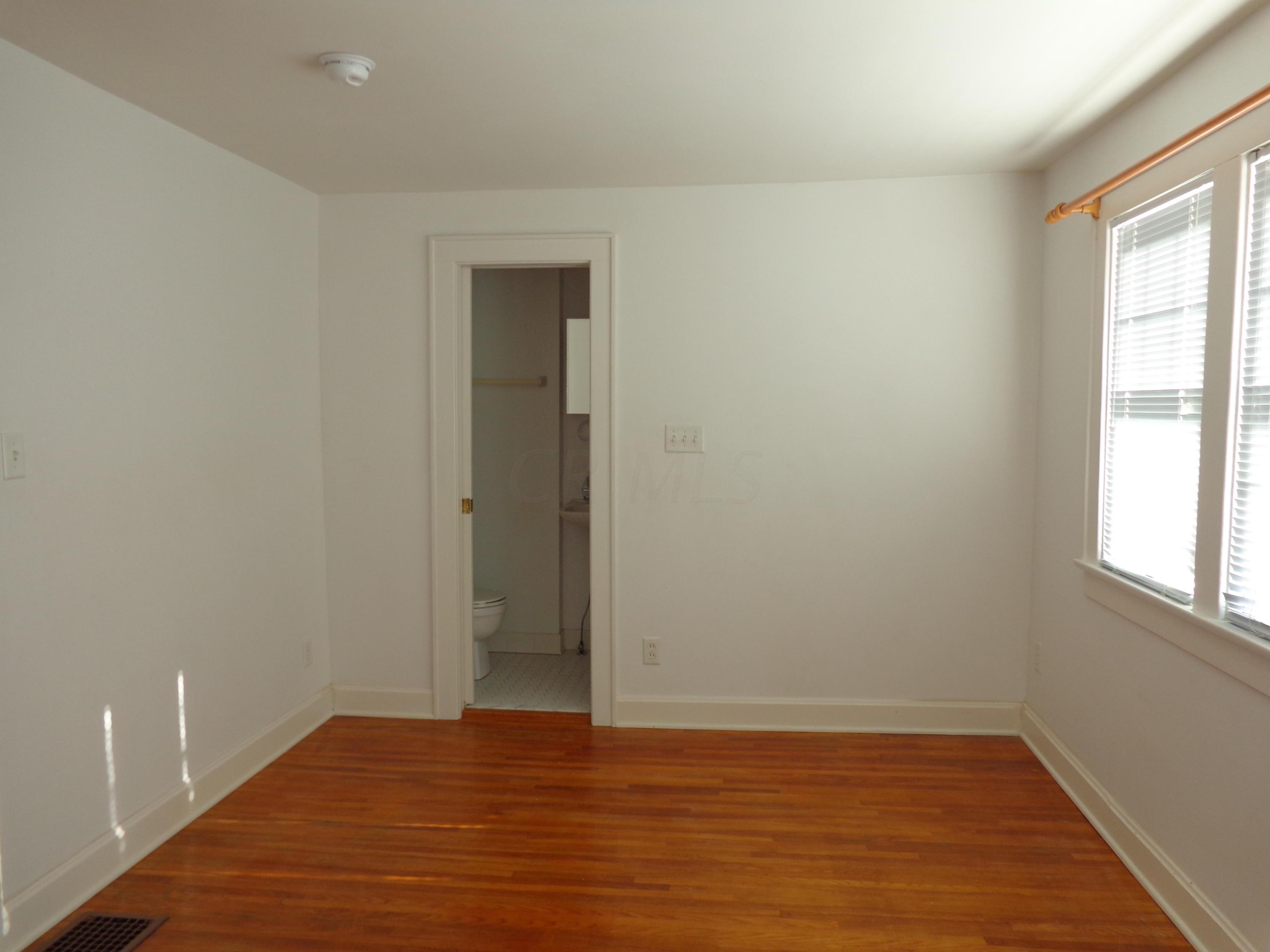 98 North Remington Road Columbus, OH 43209 - Photo 17 of 27