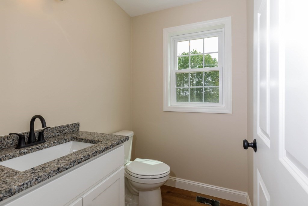 580 Highland Avenue Phillipston, MA 01331 - Photo 7 of 19