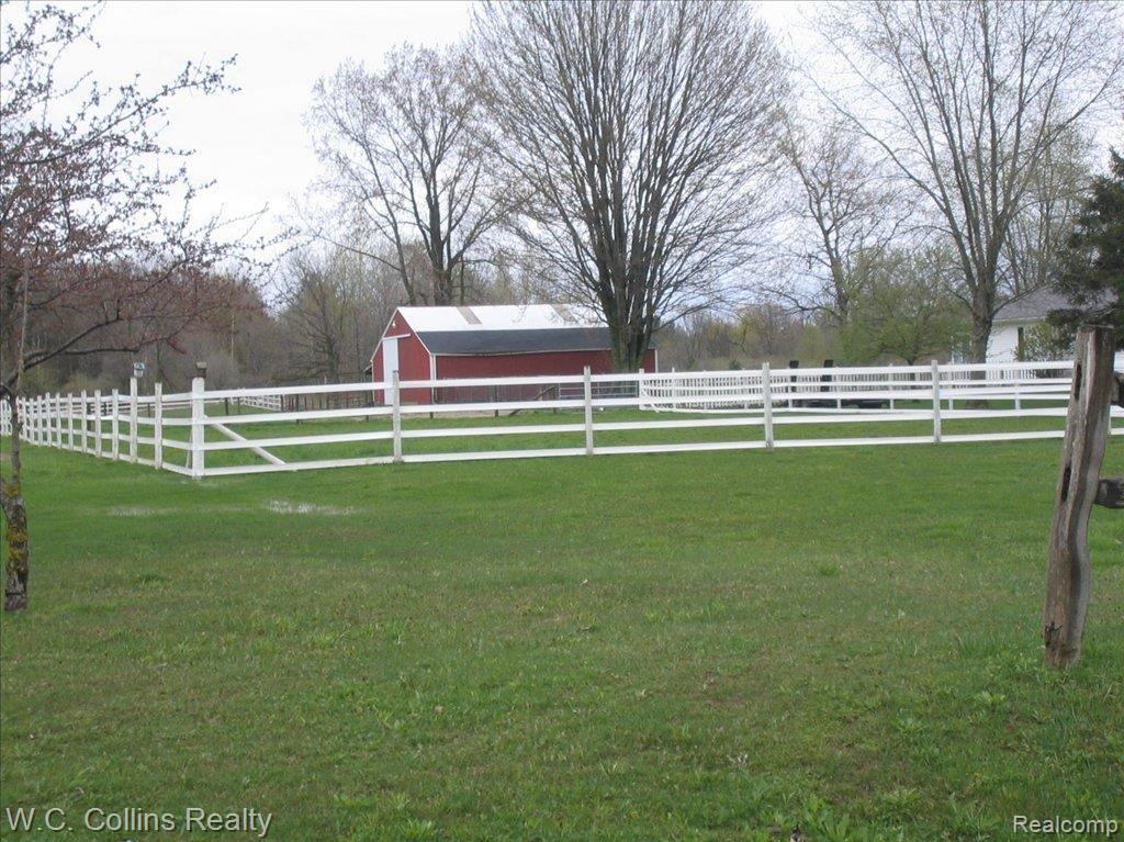 1345 Mayer Road St. Clair, MI 48079 - Photo 8 of 20 Horse Riding & fenced in Area !