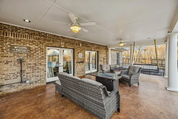 $600,000 | 202 55th Avenue, Gruetli Laager, TN 37339